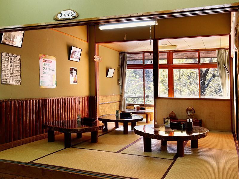Готель Takaragawa Onsen Ousenkaku Мінакамі Екстер'єр фото