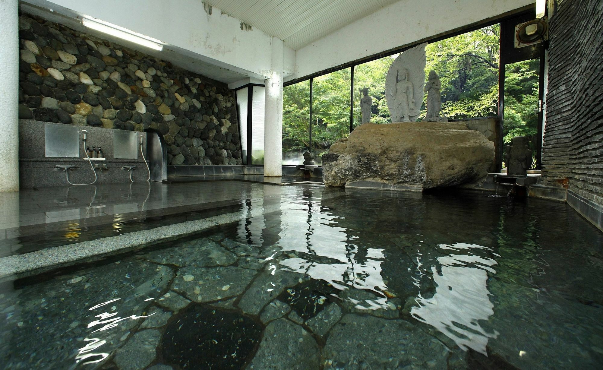 Готель Takaragawa Onsen Ousenkaku Мінакамі Екстер'єр фото
